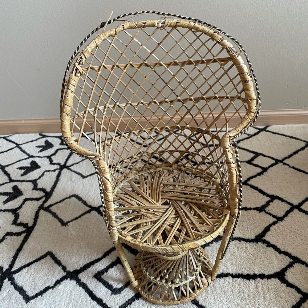 Boho Chic Mini Wicker Peacock Chair Plant Stand